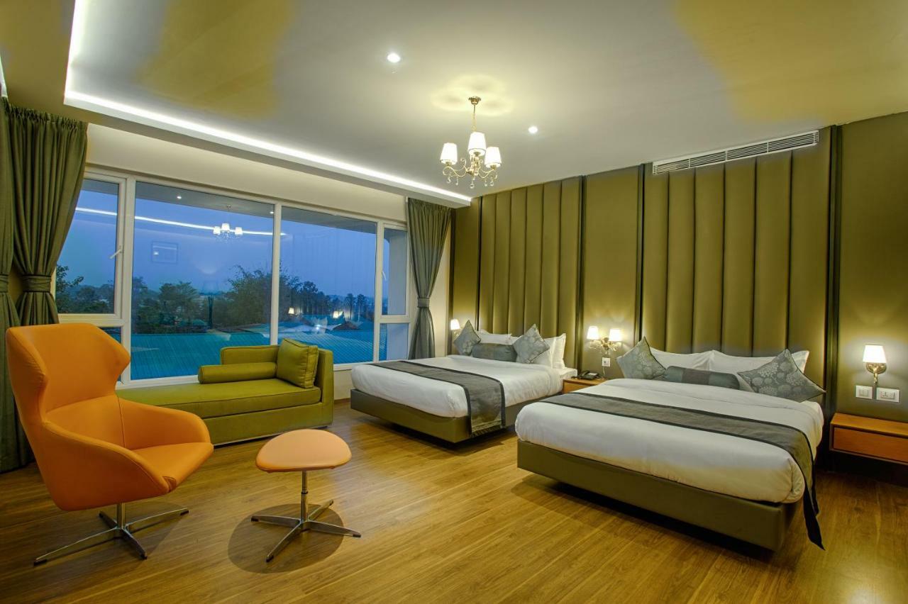 Four Vedas Hotel & Resort Siliguri Exteriör bild